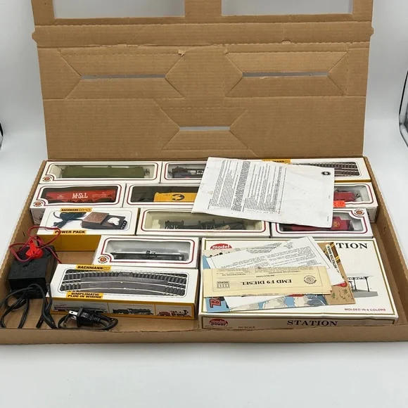 Bachmann King of the Rail HO Electric Train Set Giant 83 pieces set New - Picture 6 of 16